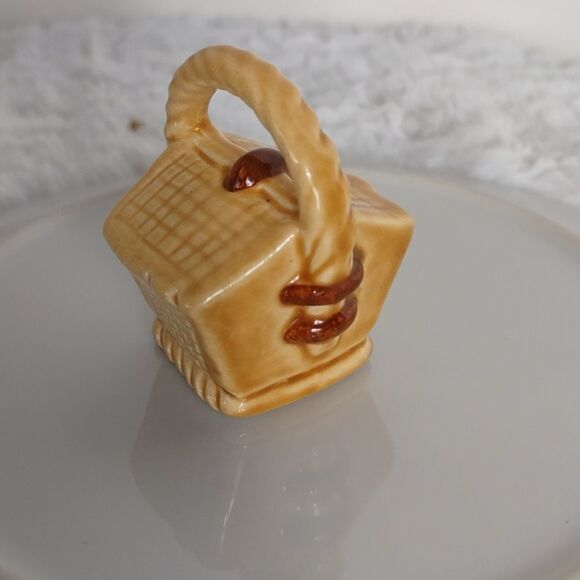 Vtg. Goebel Miniature Picnic Basket - Picture 2 of 5